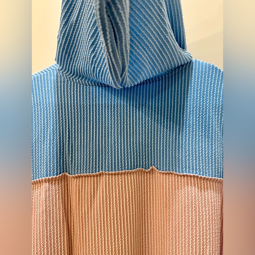 Colorblock Hoodie with Pink and Blue - Picture 9 of 10